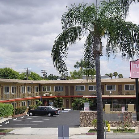 ฟูลเลอร์ตัน ลอดจ์ Motel ฟุลเลอร์ตัน ภายนอก รูปภาพ