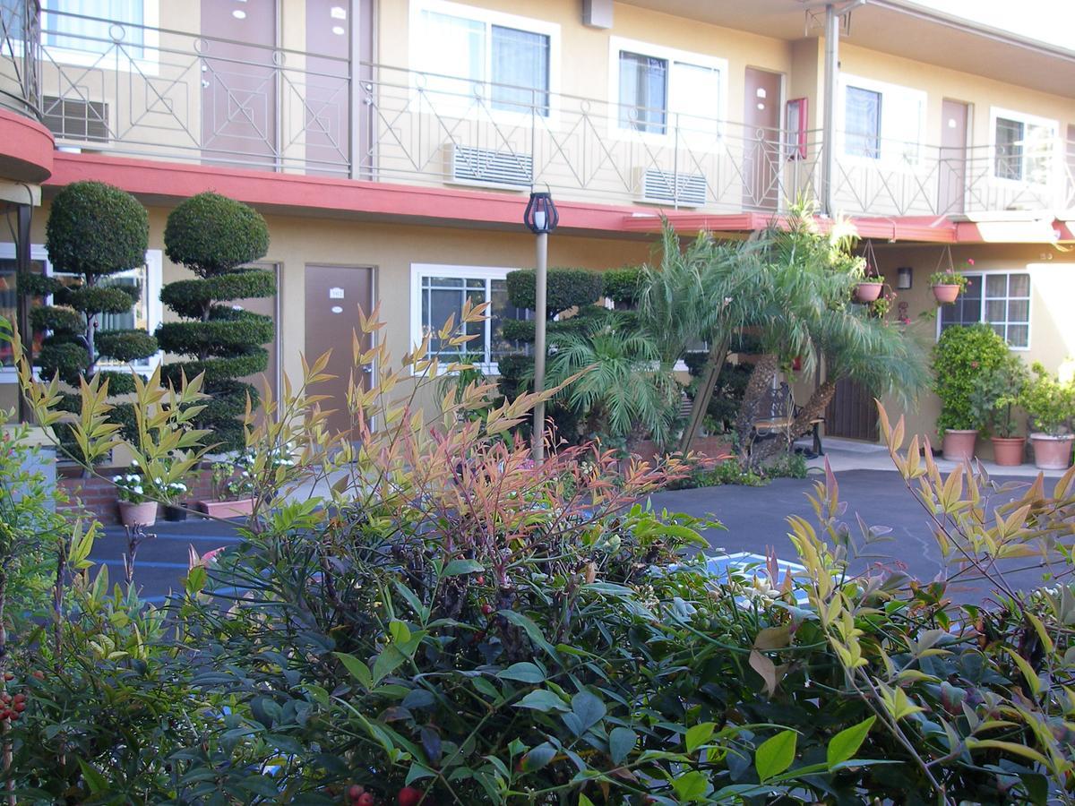 ฟูลเลอร์ตัน ลอดจ์ Motel ฟุลเลอร์ตัน ภายนอก รูปภาพ